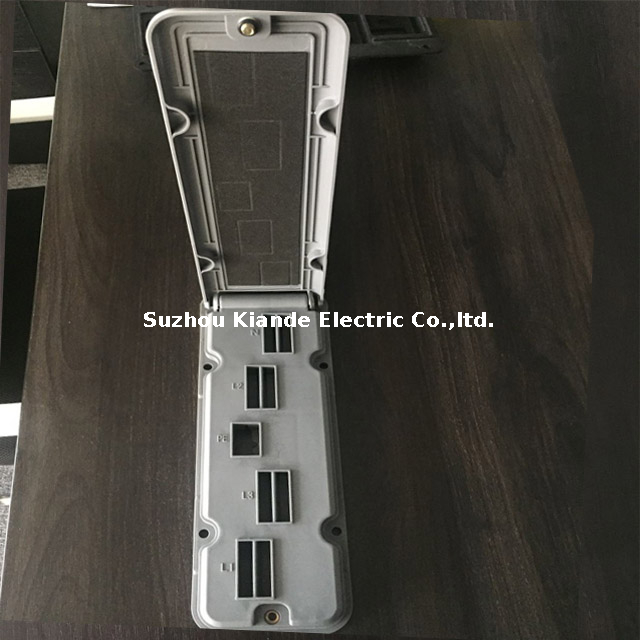 Installation de prise en nylon de barre omnibus compacte en Chine sur le conduit de bus 