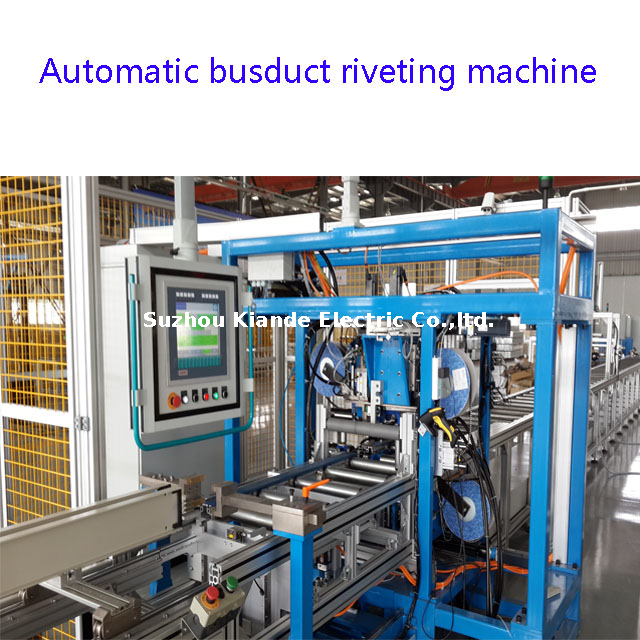 Ligne d'assemblage automatique de conduits de bus pour le système de goulottes omnibus BT