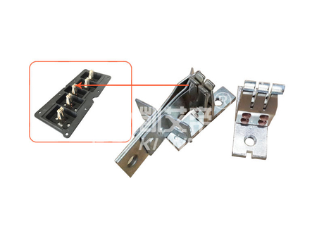 Broches en cuivre de prise de barre omnibus (installées sur la prise)